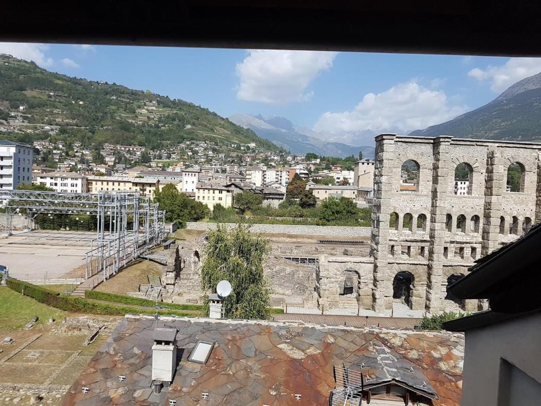 Aosta Con Vista - Appartamento In Centro Exteriör bild